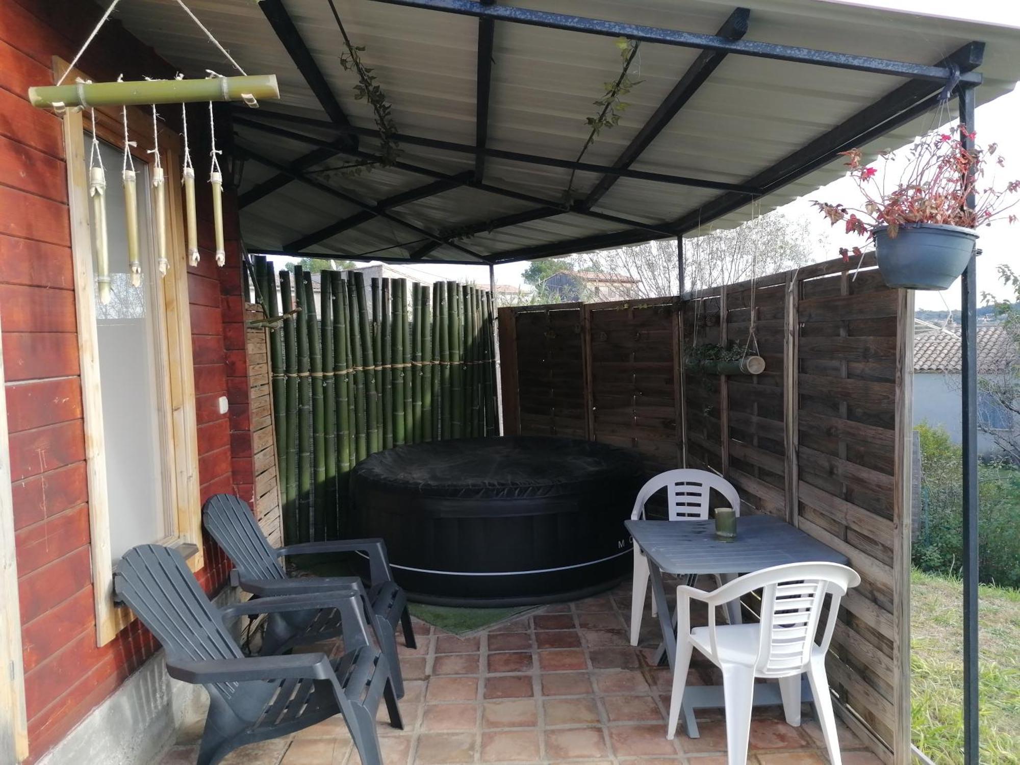 Charmant Chalet Pour 2 Personnes Spa Prive Massillargues-Attuech Exterior photo